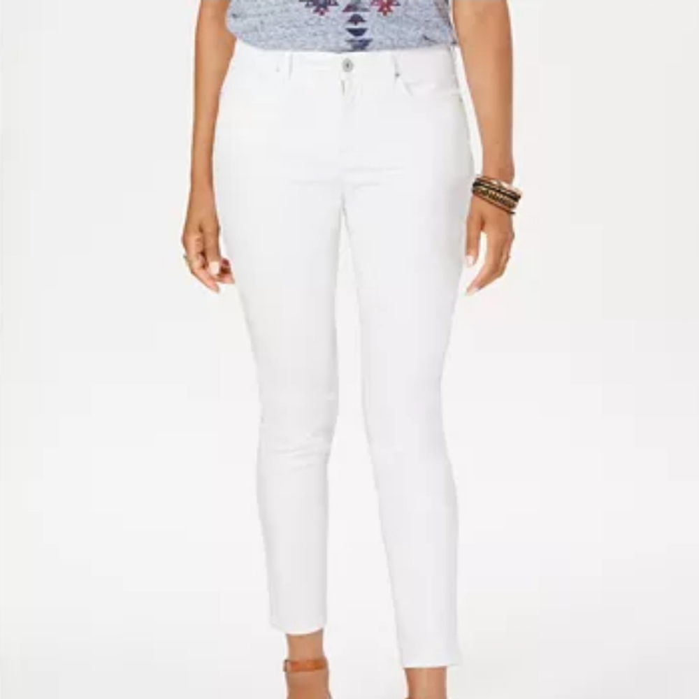 Style&co curvy skinny leg jeans